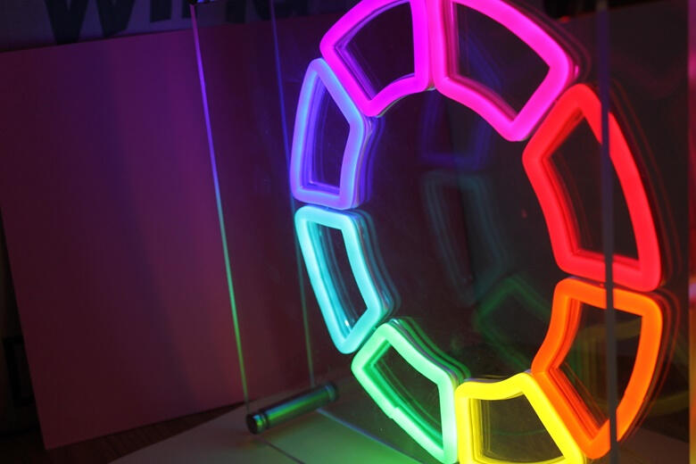 Wandersong Color Wheel Faux Neon Lamp Wandersong Color Wheel Faux Neon Lamp